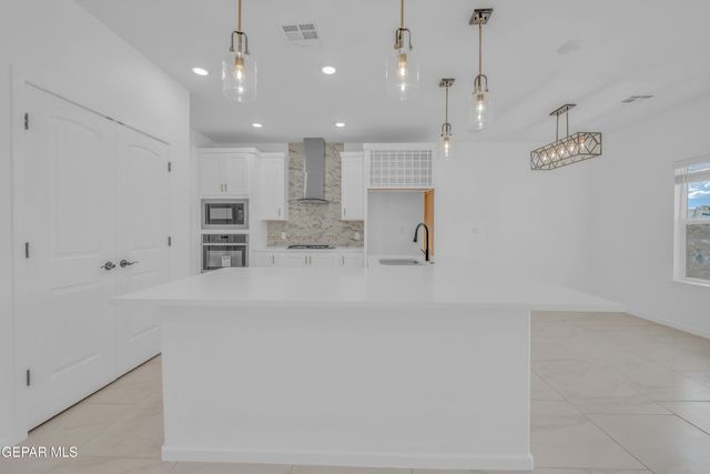 1039 Sidonia Place, Socorro, TX 79927