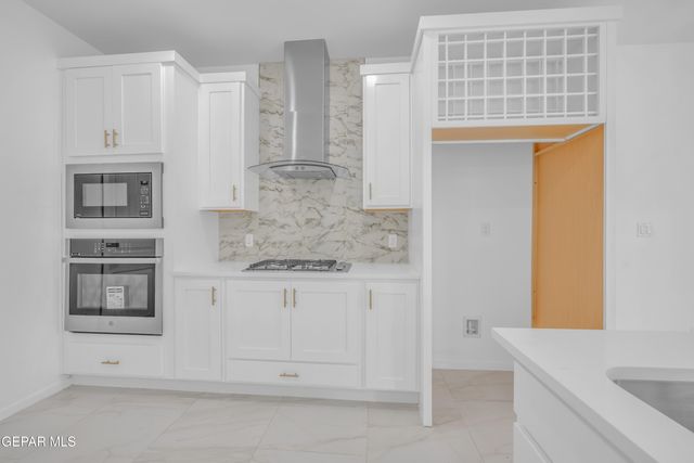 1039 Sidonia Place, Socorro, TX 79927