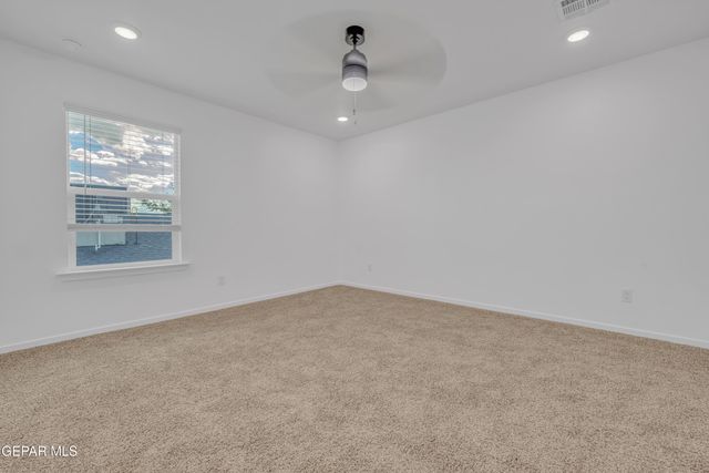 1039 Sidonia Place, Socorro, TX 79927