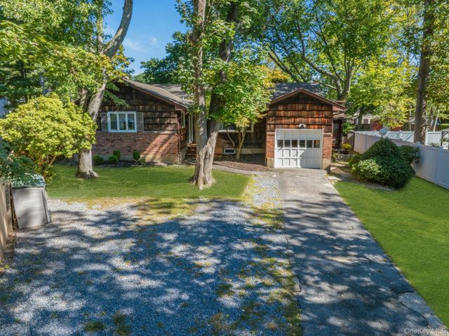 78 Chestnut Street, Glen Cove, NY 11542