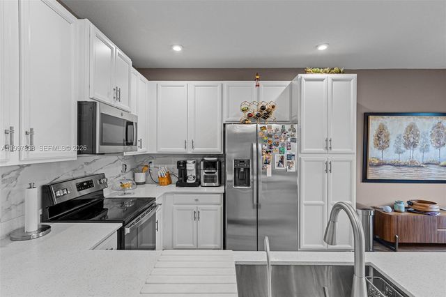 23218 SW 110th Ct, Homestead, FL 33032