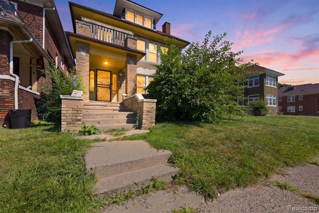 2288 Hazelwood Street, Detroit, MI 48206