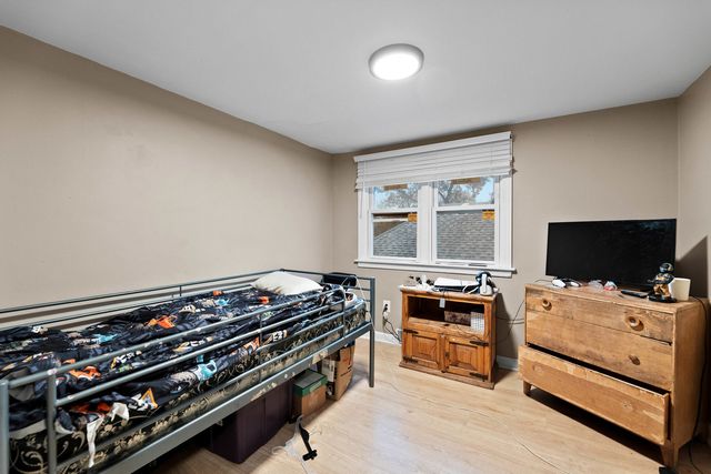 11315 S Stewart Avenue, Chicago, IL 60628