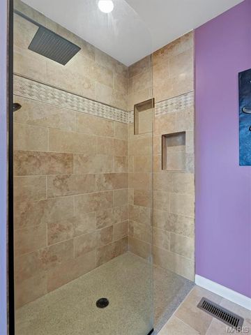 160 Hunters Run Court, Eureka, MO 63025