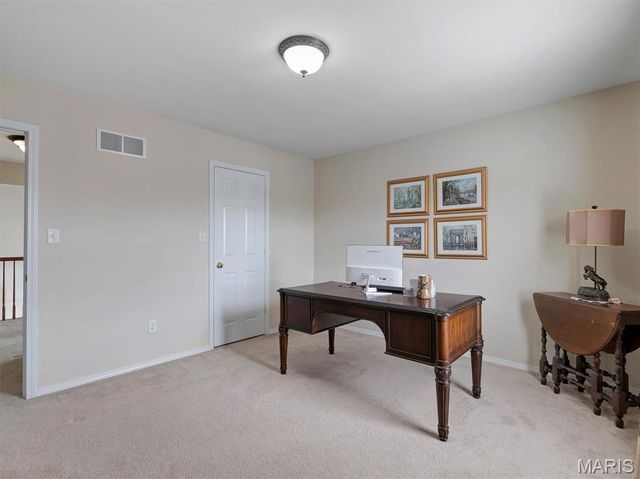 160 Hunters Run Court, Eureka, MO 63025