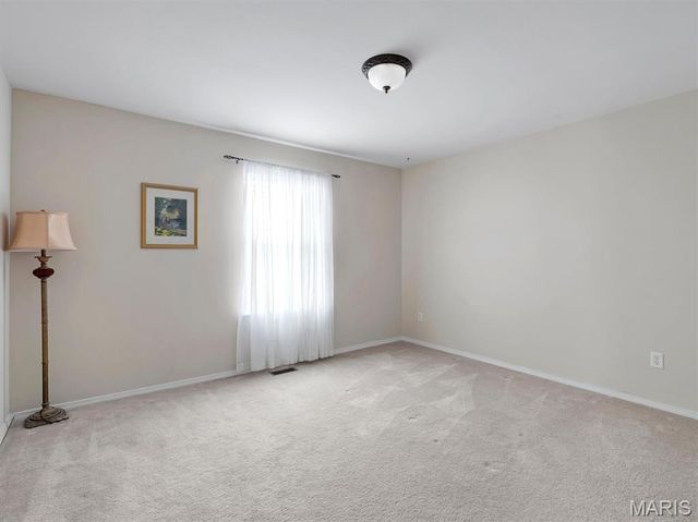 160 Hunters Run Court, Eureka, MO 63025