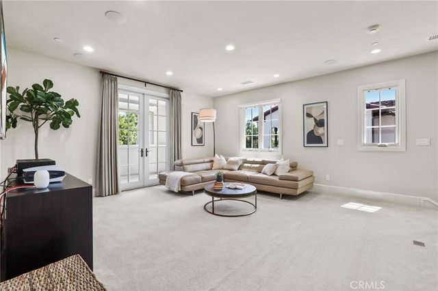 109 Andirons, Irvine, CA 92602