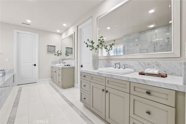 109 Andirons, Irvine, CA 92602