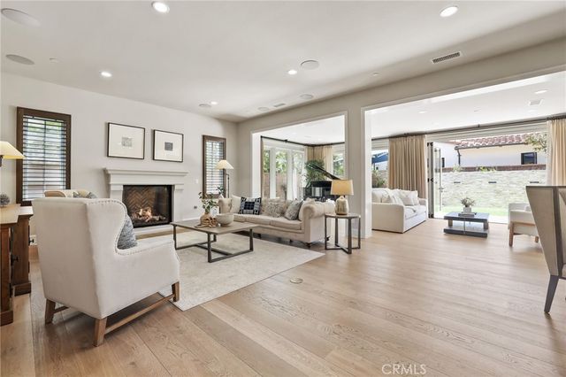 109 Andirons, Irvine, CA 92602