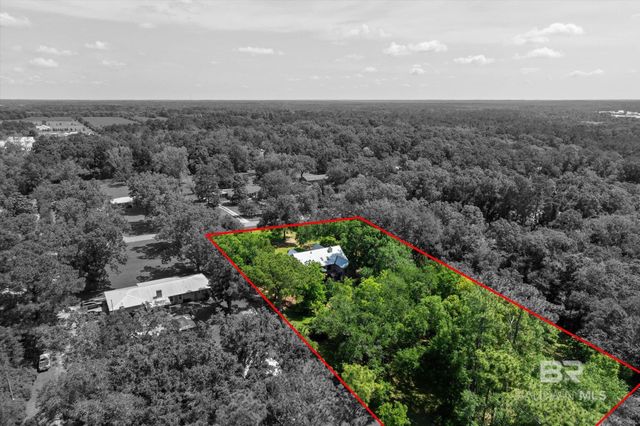 10624 Pecan Drive, Fairhope, AL 36532