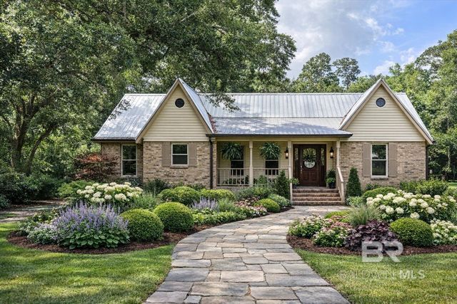 10624 Pecan Drive, Fairhope, AL 36532