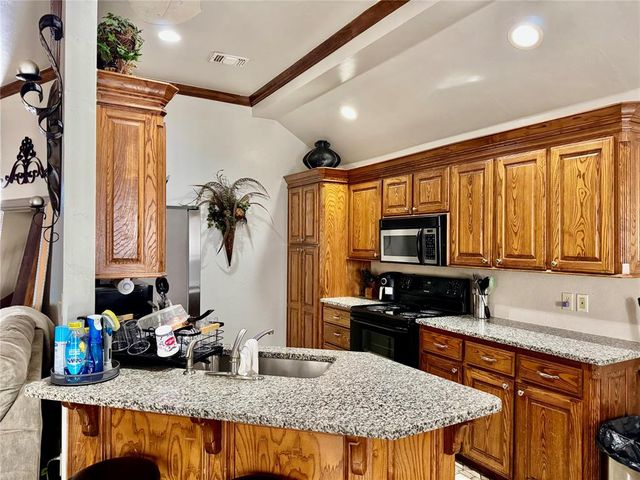 11224 Arbor Lake Drive, Oklahoma City, OK 73170