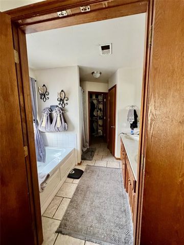 11224 Arbor Lake Drive, Oklahoma City, OK 73170
