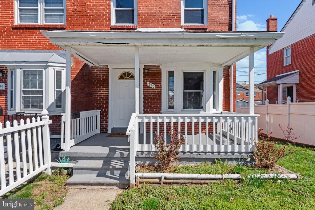 328 STEMMERS RUN RD, Baltimore, MD 21221
