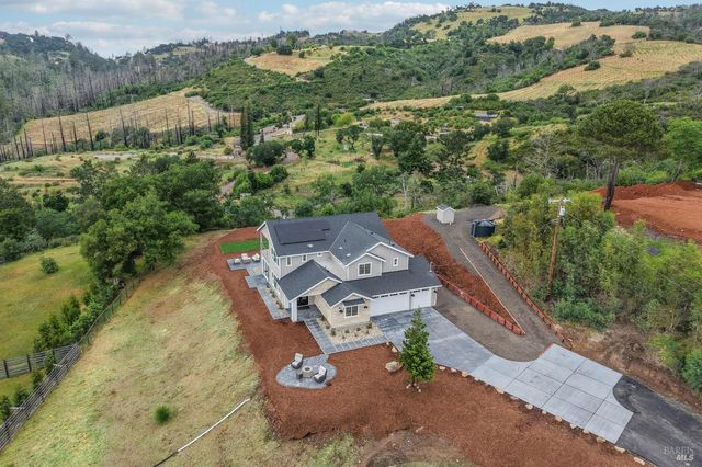 5663 Crystal Dr, Santa Rosa, CA 95404