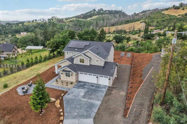 5663 Crystal Dr, Santa Rosa, CA 95404