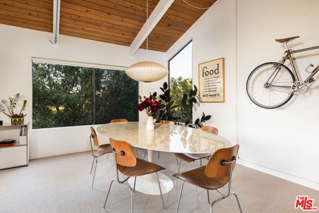 1512 Hillcrest Road, Santa Barbara, CA 93103