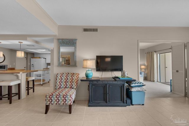 615 Bayshore Dr 304, Pensacola, FL 32507