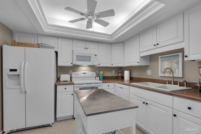 615 Bayshore Dr 304, Pensacola, FL 32507