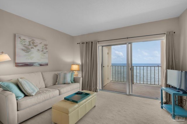 615 Bayshore Dr 304, Pensacola, FL 32507