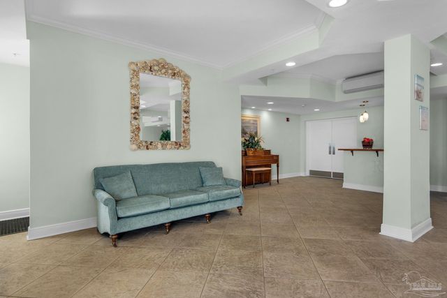 615 Bayshore Dr 304, Pensacola, FL 32507