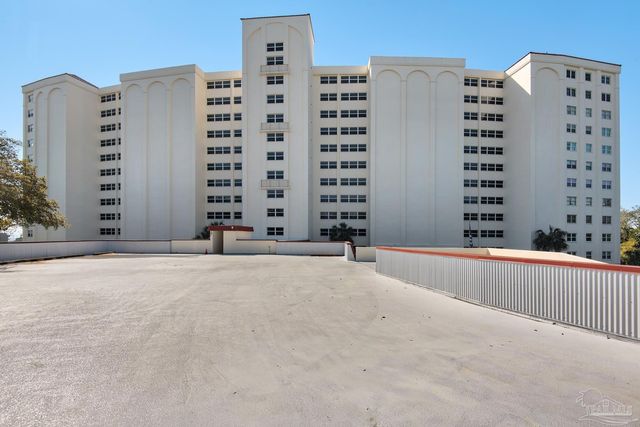 615 Bayshore Dr 304, Pensacola, FL 32507