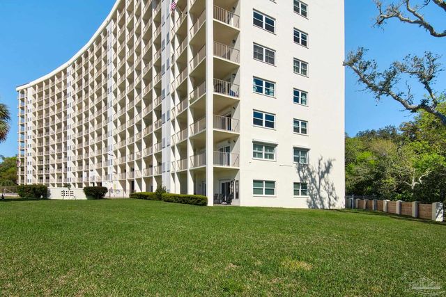 615 Bayshore Dr 304, Pensacola, FL 32507
