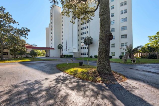 615 Bayshore Dr 304, Pensacola, FL 32507