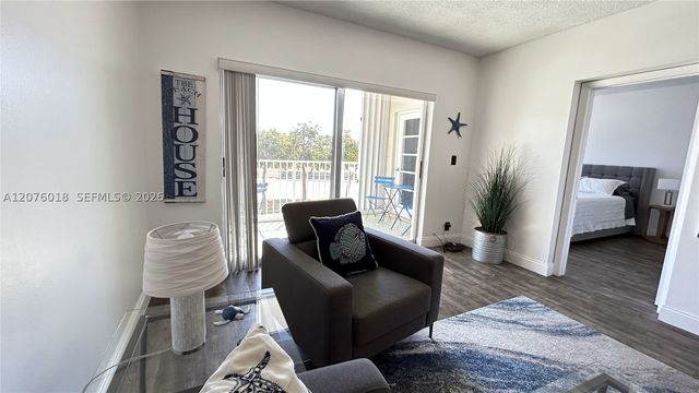 4117 Bougainvilla Dr 210, Lauderdale By The Sea, FL 33308