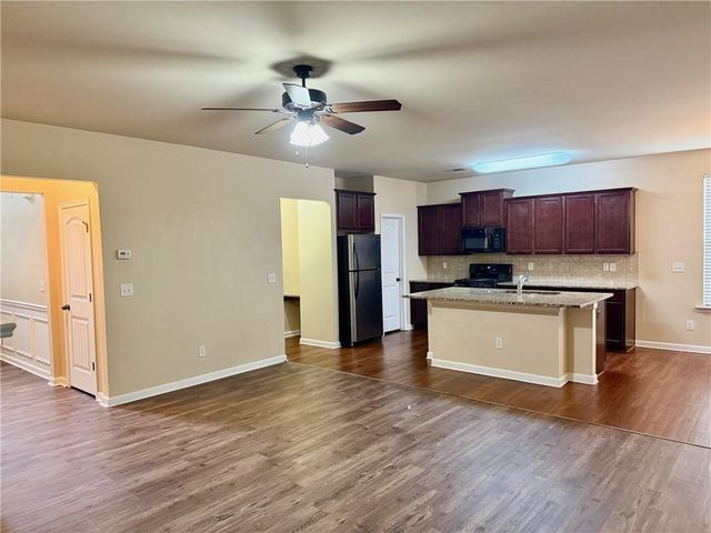 2159 Baywood Tree Lane, Snellville, GA 30078