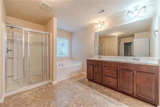 2159 Baywood Tree Lane, Snellville, GA 30078