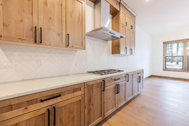 56244 Rockcress Lane 437, Bend, OR 97707