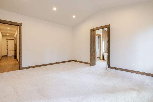 56244 Rockcress Lane 437, Bend, OR 97707