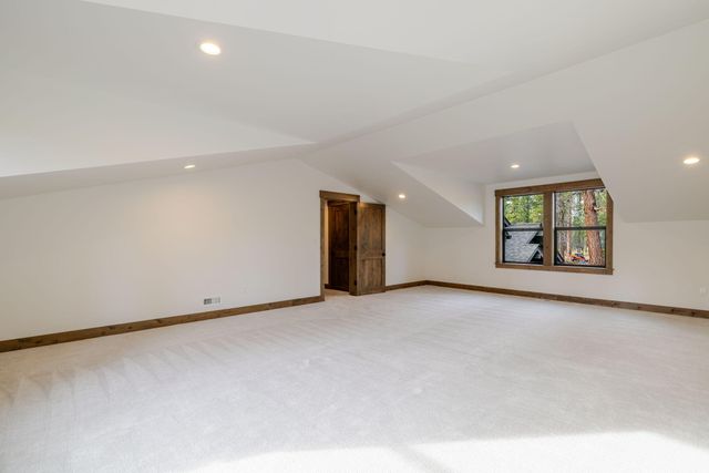 56244 Rockcress Lane 437, Bend, OR 97707