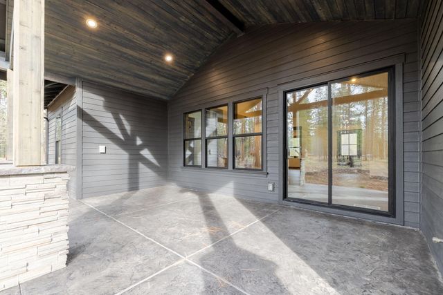 56244 Rockcress Lane 437, Bend, OR 97707