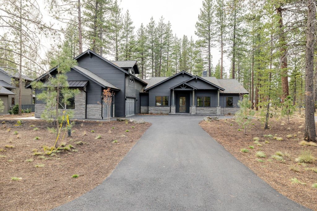 56244 Rockcress Lane 437, Bend, OR 97707
