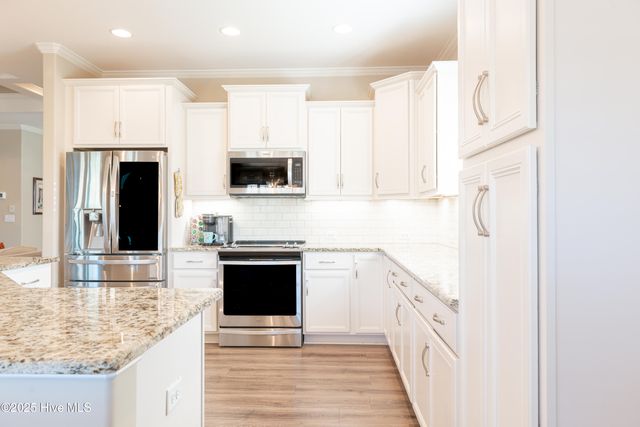 2473 Meridian Road NE, Leland, NC 28451