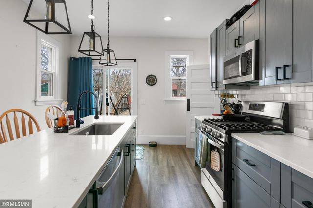 1145 Hague Avenue, Saint Paul, MN 55104