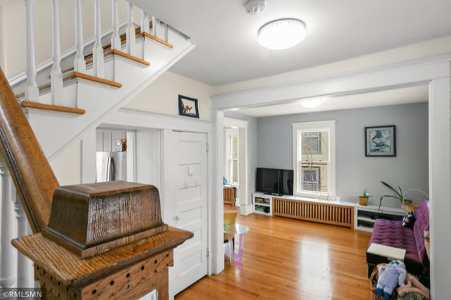 1145 Hague Avenue, Saint Paul, MN 55104