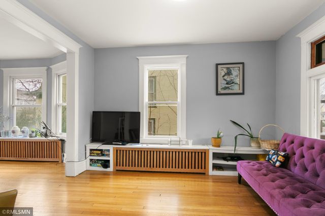 1145 Hague Avenue, Saint Paul, MN 55104