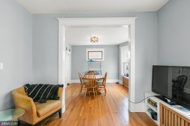 1145 Hague Avenue, Saint Paul, MN 55104