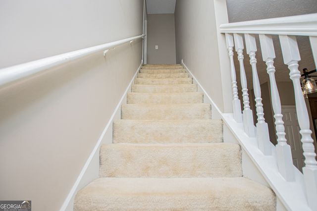 8590 Kencrest Drive, Winston, GA 30187