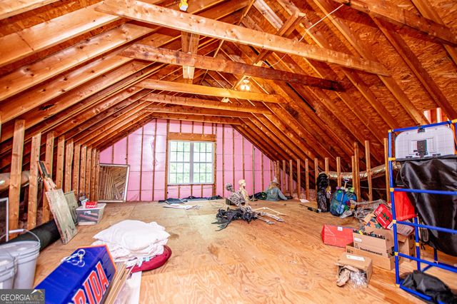 8590 Kencrest Drive, Winston, GA 30187