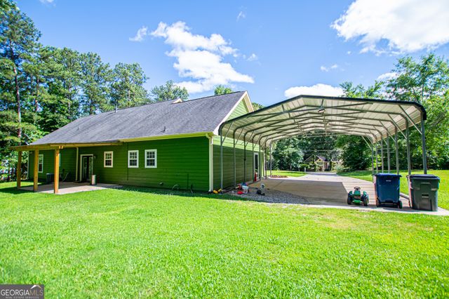 8590 Kencrest Drive, Winston, GA 30187