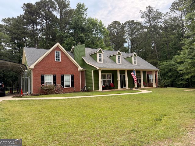 8590 Kencrest Drive, Winston, GA 30187