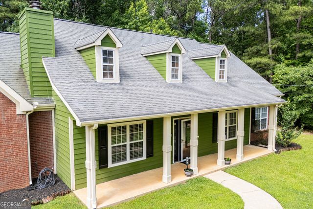 8590 Kencrest Drive, Winston, GA 30187