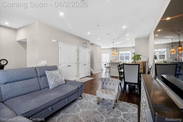 225 S Sydney Court, Plymouth, MI 48170