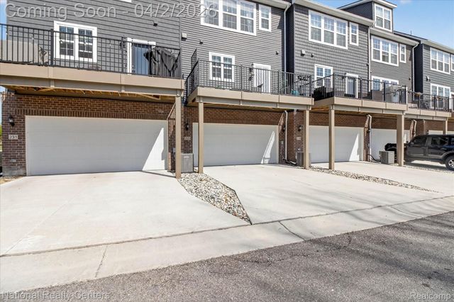 225 S Sydney Court, Plymouth, MI 48170