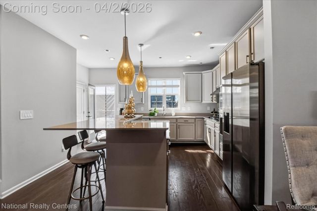 225 S Sydney Court, Plymouth, MI 48170