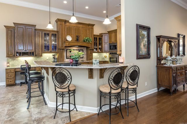 5 Utrera Lane, Hot Springs Village, AR 71909